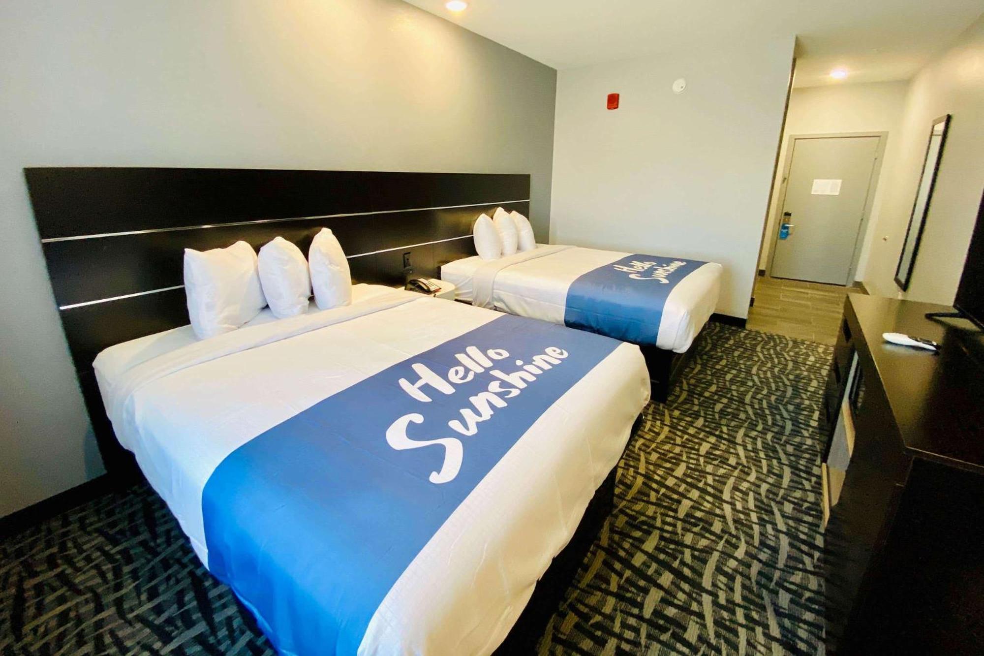 Days Inn & Suites By Wyndham Horn Lake - Memphis Graceland ภายนอก รูปภาพ