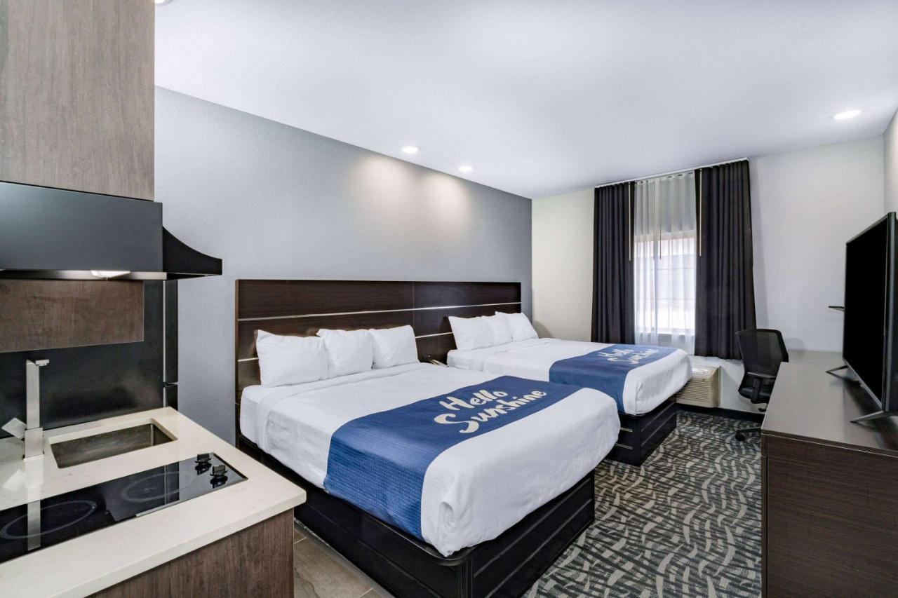 Days Inn & Suites By Wyndham Horn Lake - Memphis Graceland ภายนอก รูปภาพ